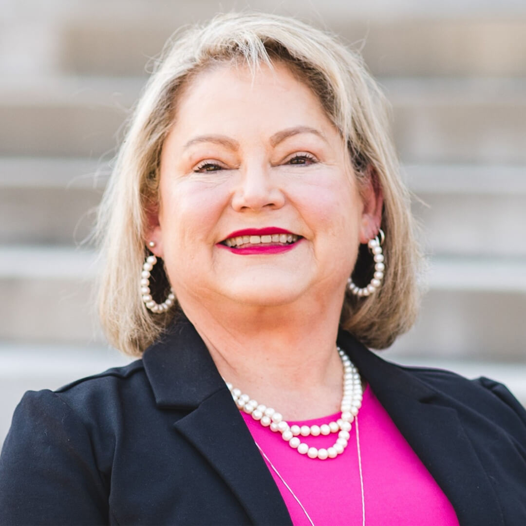 Dee Sanders